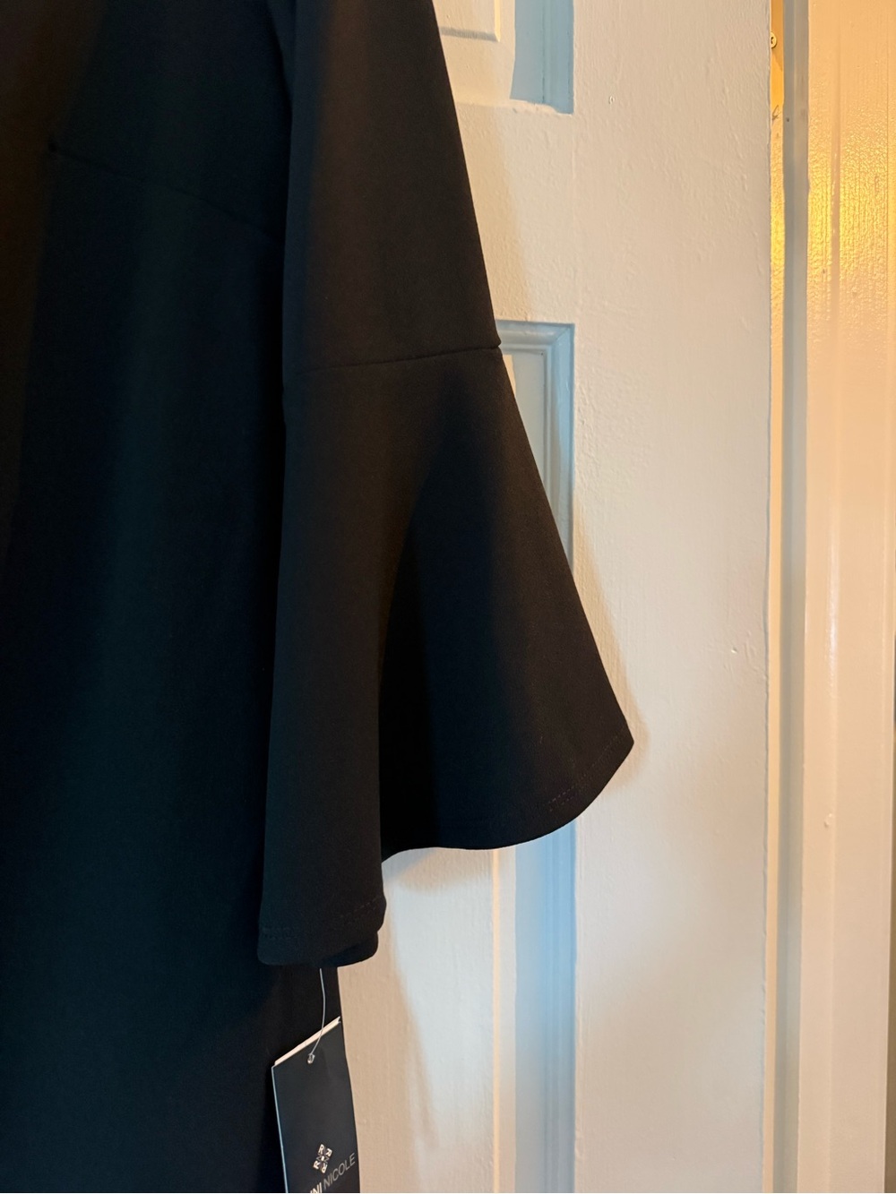 NWT Ronnie Nicole Elegant Black Bell-Sleeve Sheath Dress, Sz 6 - Picture 4 of 5